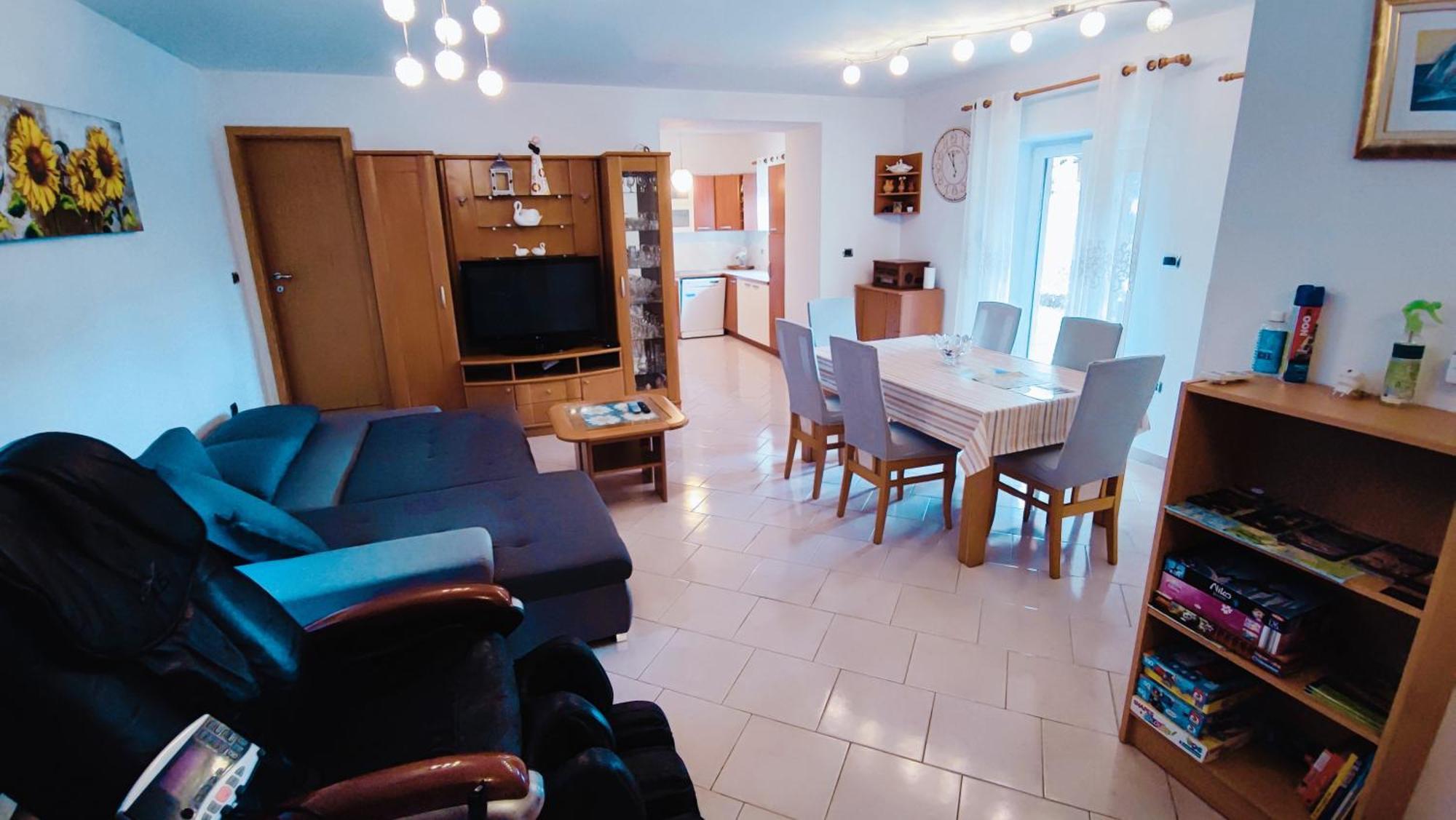 Apartment Wine & Olive Oil Mofardin โคเปร์ ภายนอก รูปภาพ
