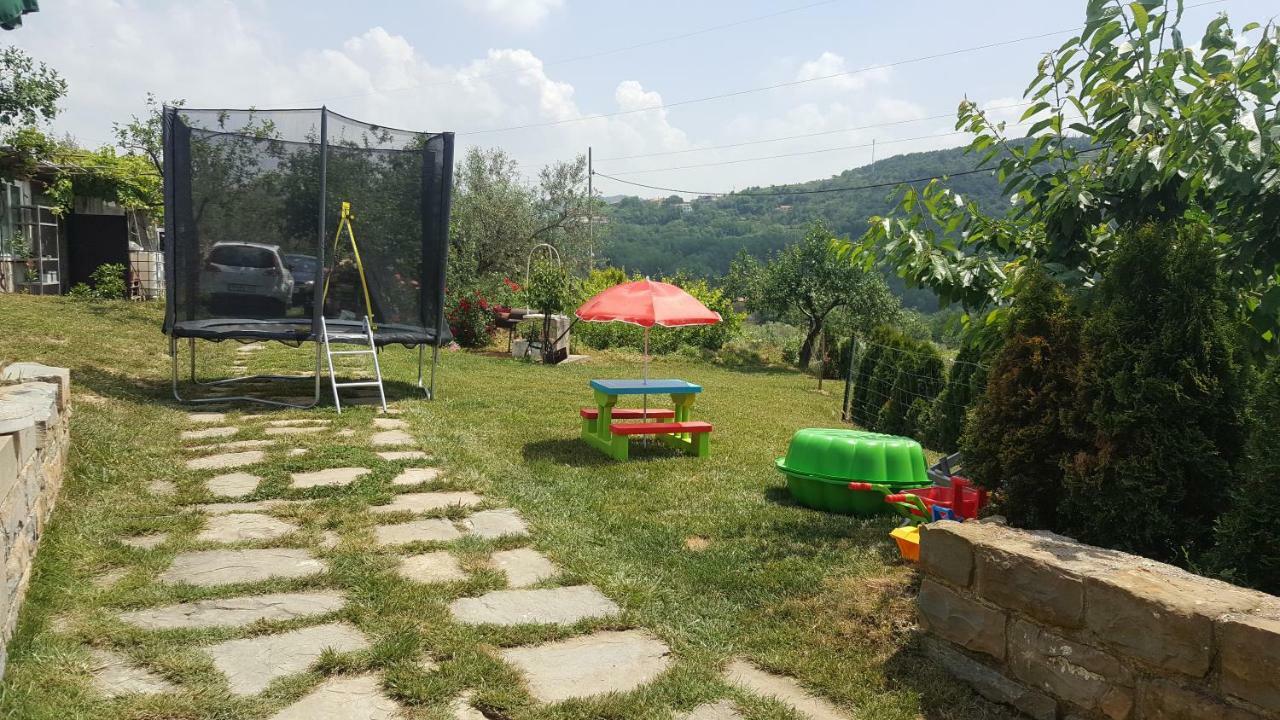 Apartment Wine & Olive Oil Mofardin โคเปร์ ภายนอก รูปภาพ